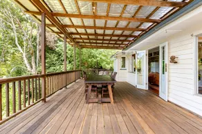 Sculptor's Cottage – Walk to Rainforest & Cafés - Image 2