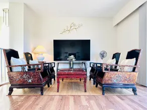 Entire house near downtown 4BR 2BA/ Parking + Pets - Image 3