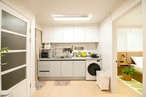 New 20% discount/Gimpo Airport/Railway Station 8 minutes/Olimo Modeling/Hongdae North Village Myeongdong Itaewon/Parking/Long Stay 20% discount - Image 3