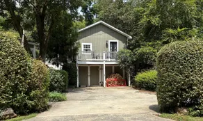The Loft Between the Hedges - Image 4