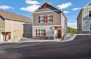 Stunning home 6 BR/5 BA/Sleeps 16/Hot Tub - Image 4