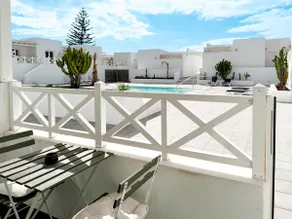 Flower Beach Suite 25 - Image 3