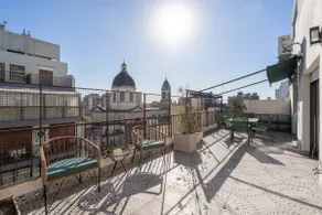 3 bedrooms · Grill · Balcony terrace · Gym · A/C • 6 people - Image 2