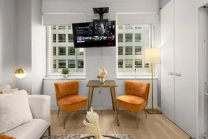 NY apartment steps from Times Square - Image 3