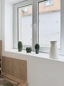 Ground floor - Close to station + small garden - Image 4
