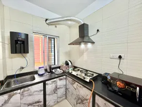 Splendid 2BHK near Biswa Bangla Exhibition Centre - Image 5