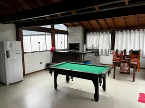 Chalet House - Image 4