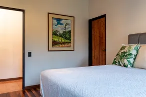 Monteverde House - Image 2