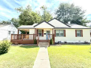 Modern Home in East Memphis~Sunroom~NO clean fees! - Image 2