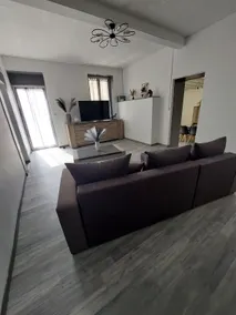 House - Image 4