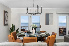 6bdr Lakefront Home w/Hot Tub - Image 4
