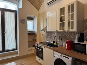 Soccorsa's little house - Image 5