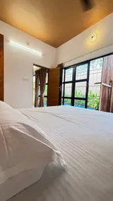 Floating Bamboo Villa - Image 4