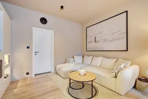L'Escapade - Suites & Projectors - Image 3