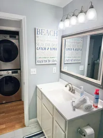 Recently Updated Trendy Biloxi Beach Condo - Image 5