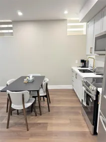 Oakville Oasis – 2BR/2 Bath + Kitchen & 1 Parking - Image 5