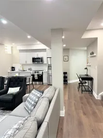 Oakville Oasis – 2BR/2 Bath + Kitchen & 1 Parking - Image 2
