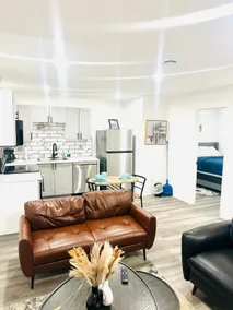 Spacious Guest Suite in the Greens, East Regina Sk - Image 2