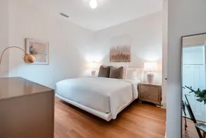 Walk to Brown •Waterfront 2BR •Parking • East Side - Image 3