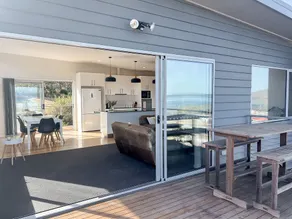 Couples Getaway on Bruny Island - Image 5