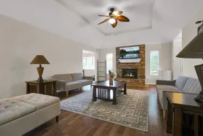 Relaxing home with pool and peaceful charm! - Image 4