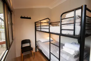 Modern Dog Friendly - 2 Bedroom Cabin (sleeps 4) - Image 3