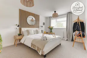 Lux 2Br | Hi Spec | Free Parking | Workspace | BBQ - Image 2