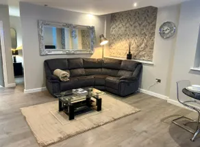 Apartment in south yorkshire Central location - Image 2