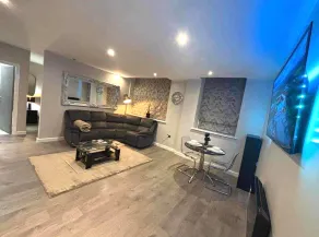 Apartment in south yorkshire Central location - Image 3