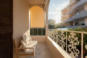 Athens Riviera Studio, Your Escape Near the Beach - Image 2