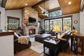 Lakefront|Stoneridge Golf|30 minutes to Silverwood - Image 2