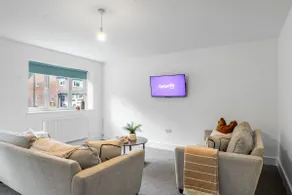 Quiet St Helens Home Near Train Station With Free Parking And WiFi - Image 5