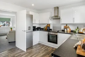 St Helens Quiet Home | Parking & Fast WiFi - Image 3