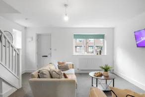 St Helens Quiet Home | Parking & Fast WiFi - Image 2