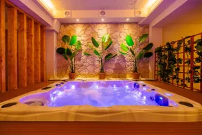 Romantic suite with sauna & jacuzzi Eindhoven - Image 2