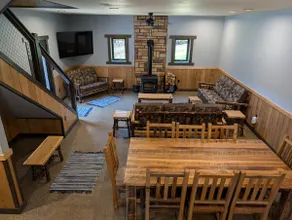Wapiti Woods Lodge - Image 5
