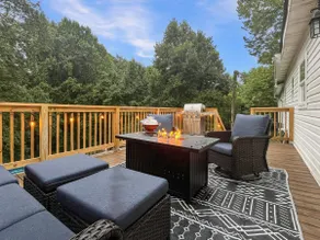 Pool, Pet FriendlyFenced Yard King Beds Sleeps 10 - Image 4