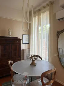 Monza-policlinico apartment with garden - Image 5