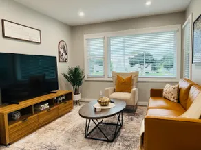 Mid-Century Modern Apartment - Image 2