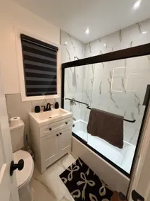 NY & World Cup Easy Commute | Newly Renovated Apt. - Image 5
