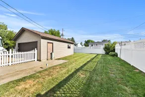 The perfect getaway, cozy & convenient, OSU - Image 3