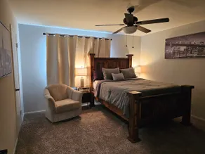 Townhouse-Better Than A Hotel-Hospital Area - Image 3