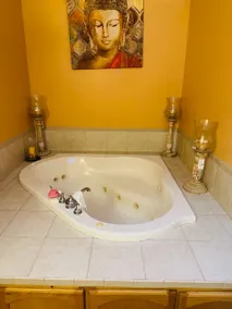 Home Away From Home (1 Room) - Image 5