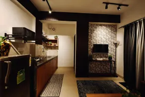 Noir Nook (Couple Friendly 1BHK) - Image 4