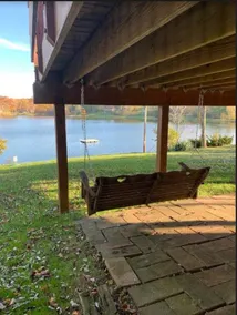 Lakeside Cottage with Views and Charm - Image 4