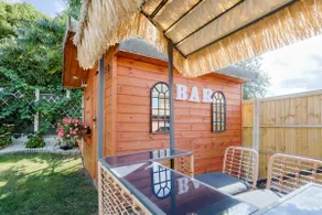 Relaxing 3-Bedroom Retreat House Free Parking 8ppl - Image 4