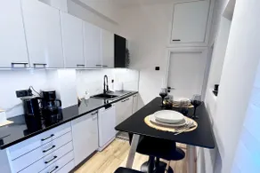 Penthouse & Big Terrace | 5’ to Metro | FiberWiFi - Image 5