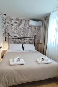 Penthouse & Big Terrace | 5’ to Metro | FiberWiFi - Image 3