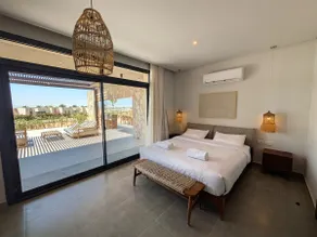 Spacious 3BR Apartment Glorious Panoramic Seaviews - Image 5