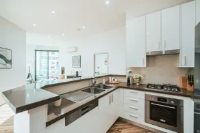 1Bedroom Apartment Ultimo with Pool and Gym Access - Image 3